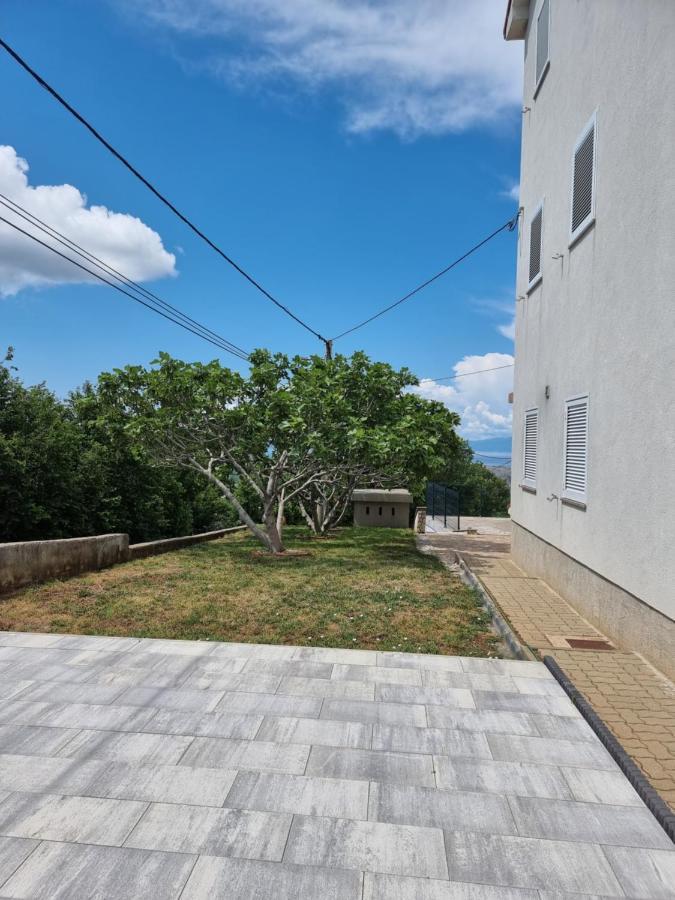 Apartments Katarina Smrika Exterior photo